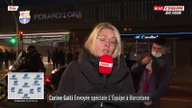 Carine Galli et les supporters de Barcelone