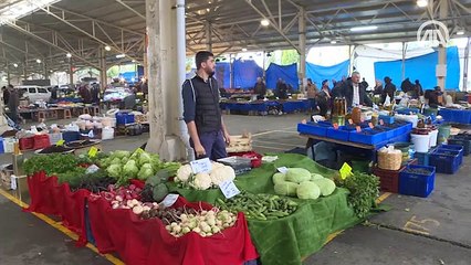 Köylü pazarında yörede yetişmeyen ürünleri satmak yasak