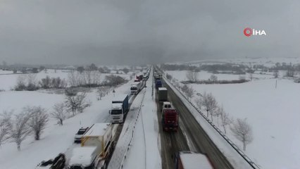 Bursa-İzmir Karayolu Kapandı... Mahsur Kalan Araçlar Drone İle Görüntülendi