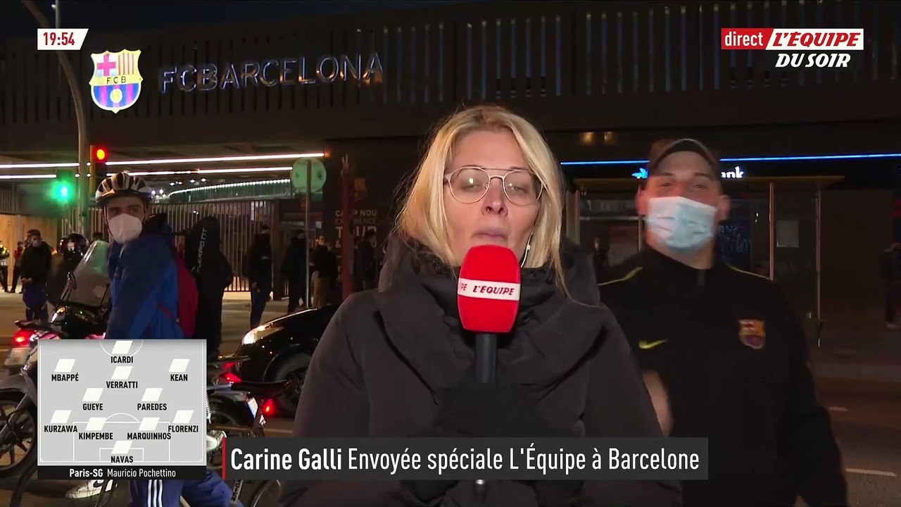 Carine Galli en duplex depuis Barcelone pour suivre la rencontre entre Barcelone et le PSG - L'Équipe