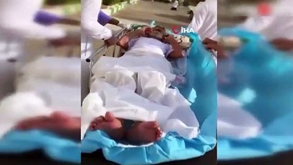 Bilinci kapalı olan müezzin hastaneye kaldırılırken ezan okudu
