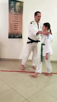 Educatif 2 - Okuri-ashi-barai ( à 2 )