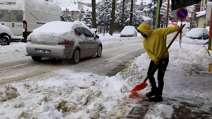 Kar kalınlığı yarım metreye yaklaştı