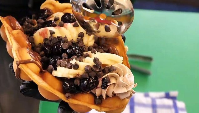누텔라 딸기,바나나,블루베리 아이스크림 에그와플 Nutella Strawberry Banana Ice Cream Egg waffls korean street food