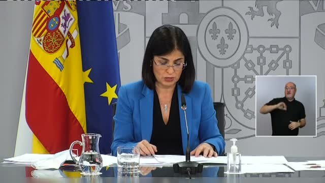 Darias: He firmado una orden ministerial por la cual se establece la cuarentena a los pasajeros de los vuelos de Brasil y Sudáfrica