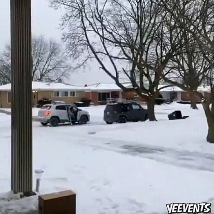 Il réserve une petite surprise à un voleur de colis