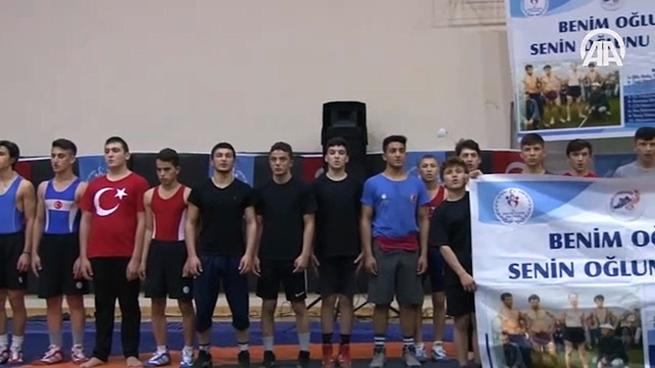 Güreşte 'Benim oğlum senin oğlunu yener' etkinliği