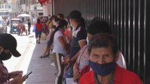 Regresan colas para cobrar el bono de 165 dólares en Perú