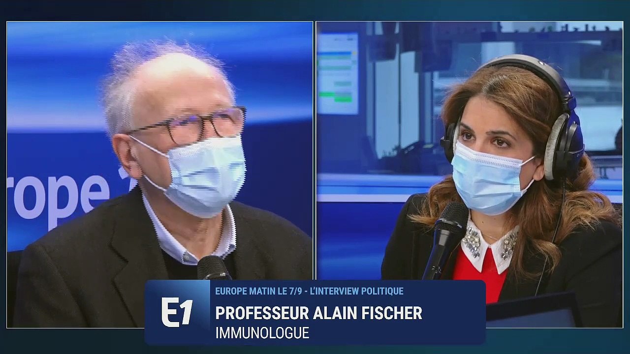 Vaccin AstraZeneca : "Ce n’est pas un vaccin de seconde zone", répond Alain Fischer