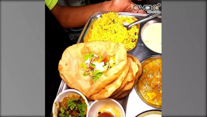 College dropout serves meals for ₹10!