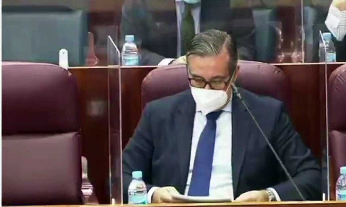 Mónica García (Más Madrid): "Ustedes pretenden utilizar los fondos europeos para rescatarlos. Su plan de reconstrucción es el de resucitar a la señora Esperanza Aguirre y ahora tienen que ir a por los fondos de todo"