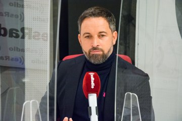 Abascal: "¿Por qué no cierra Twitter las cuentas de Echenique e Iglesias por incitar a la violencia?"
