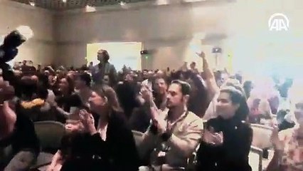 NASA'nın Mars kaşifi Kızıl Gezegen'e indi