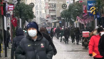 Kırklareli’nde kar yağışı etkili oluyor