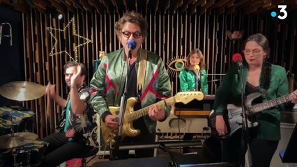 Charles Trenet l'enchanteur (France 3) : Carla Bruni et M reprennent les morceaux de l'artiste