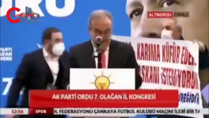 AKP kongresinde "Anama-karıma küfür eden belediye başkanı istemiyorum" pankartı