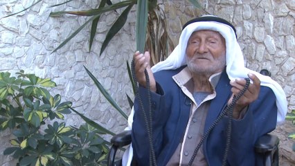 أحمد بدر.. معمّر يمني يتشبث بأرض فلسطين حتى الرمق الأخير