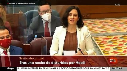 Ayuso se merienda a Serra por apoyar a Hásel: "Tiene menos arte que cualquiera con dos cubatas en un karaoke"