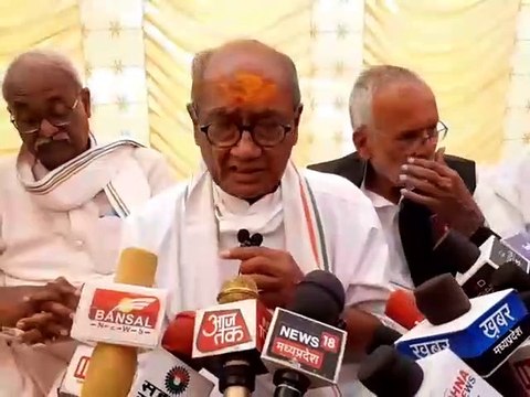 Former Chief Minister Digvijay Singh accused Chief Minister Shivraj Singh Chauhan of illegal mining