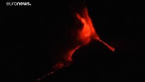 Fantasztikus felvételek az Etna szokatlan erejű kitöréséről