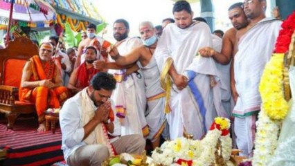 Ys Jagan Participates In a Hknduy Yaagam