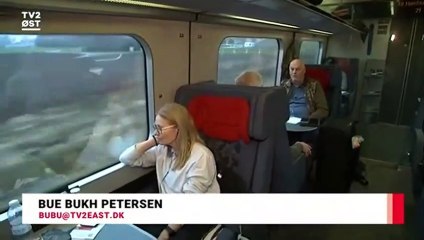 Download Video: Sidste tur med færge og tog | En æra slutter i Rødbyhavn | Togets sidste sejltur | DSB | 14-12-2019 | TV2 ØST @ TV2 Danmark