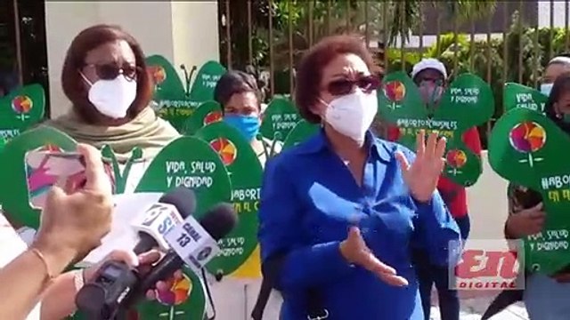 Siguen vigilias a favor y en contra de las tres causales del aborto en Código Penal