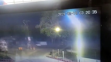 घर के सामने खड़ी पिकअप अल्टो सवार चोरों ने उड़ाई