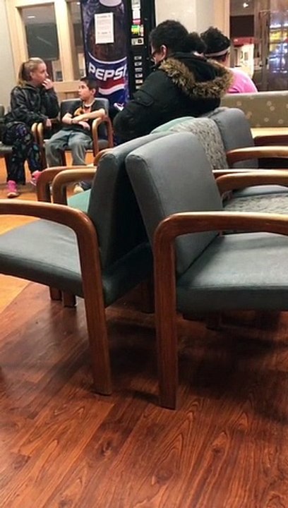 Les joies d'être parent... Faites des gosses