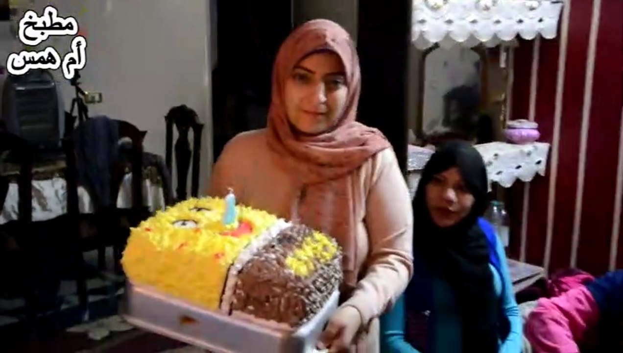 احتفلت بعيد ميلاد عمر ابنى حفاه بسيطه على اد ادينا
