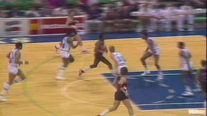 Clyde Drexler Goes for 41pts and 15ast vs the Mavericks on 3/14/1986