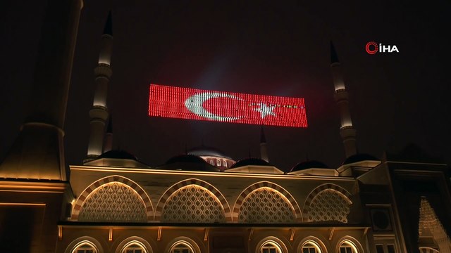 Regaip Kandili Çamlıca Cami'nde manevi coşku içinde eda edildi