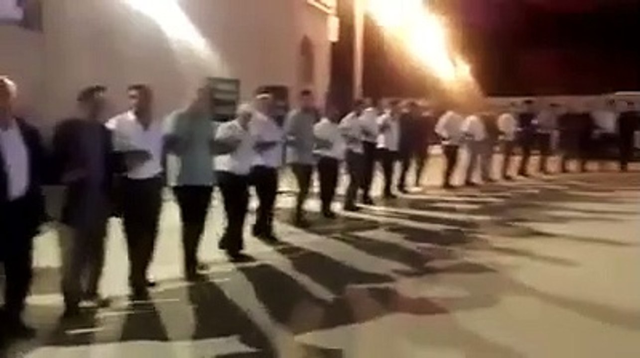 KÜRTÇE HALAY KIZ SÖYLÜYOR OY NAZE NAZE SÜPER DİYARBAKIR BİTLİS BATMAN YENİ HALAY 2017