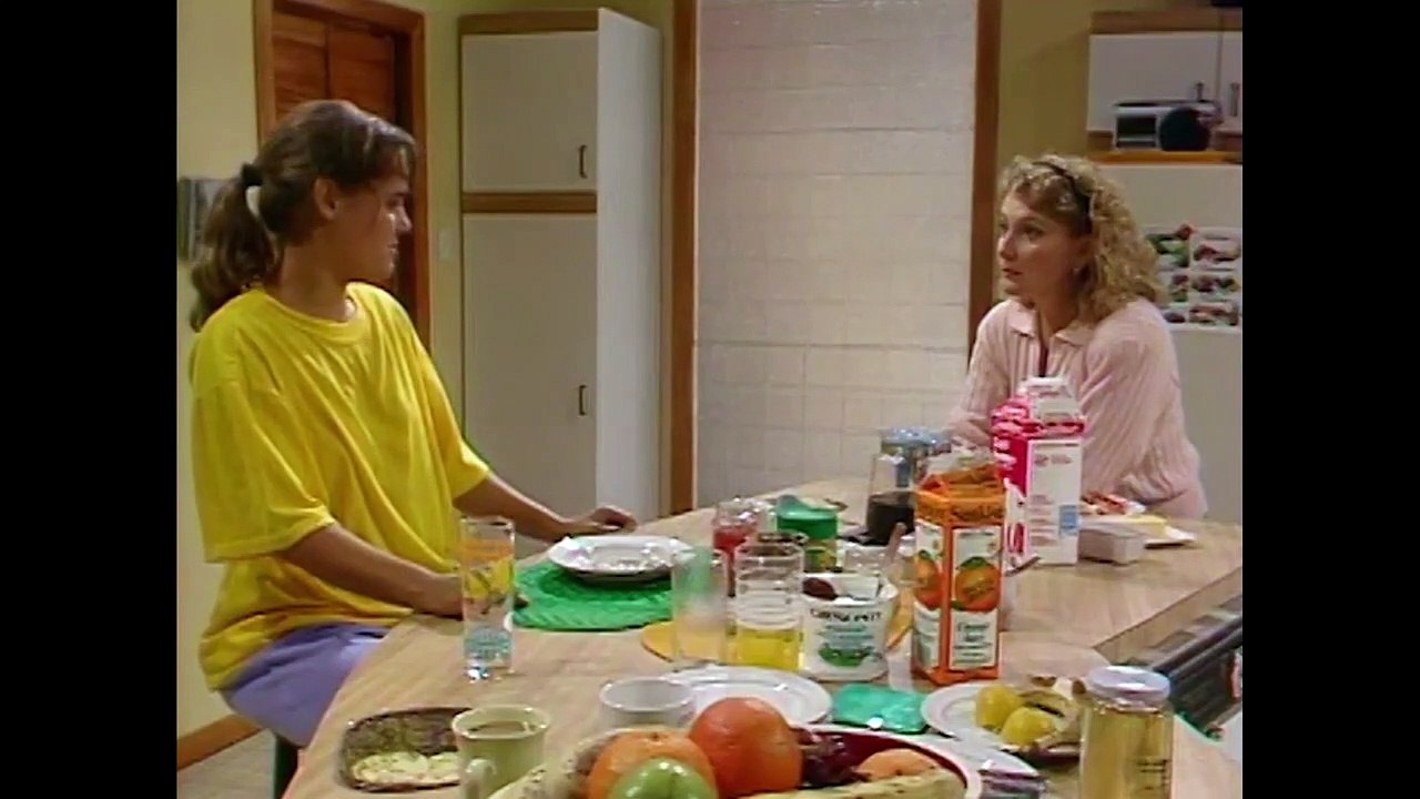 Chambres en ville - S01E02 - Séance de photos pour Annik