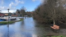 La crecida del caudal en diversos ríos provoca inundaciones en Pontevedra