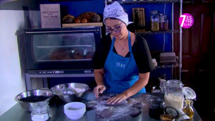 7est-Emprendedora tica gana concurso latinoamericano de pan masa madre-180221