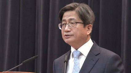 김명수 대법원장 "부주의한 발언 깊은 사과...정치적 고려 없었다" 사퇴는 거부 / YTN
