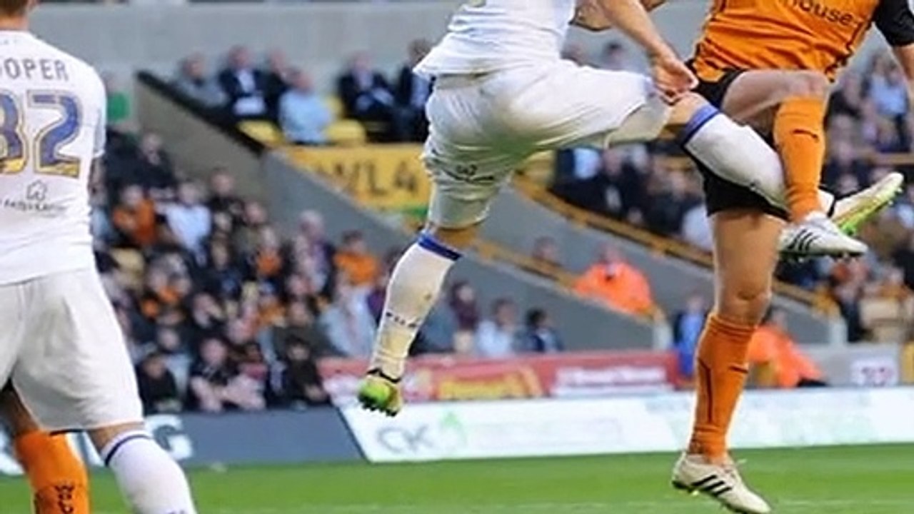 Nhận định Soi Kèo bóng đá Wolves vs Leeds utd, 3h00 ngày 20/2, vòng 25 Ngoại hạng Anh