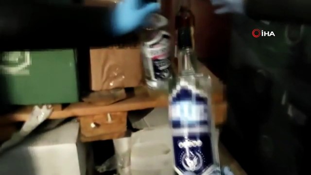 İstanbul’da kaçak ve sahte içki operasyonu: 8 bin 305 şişe içki ele geçirildi