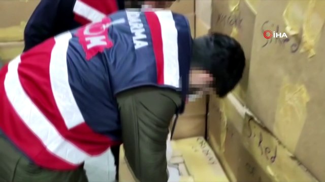 İstanbul İl Jandarma Komutanlığı'ndan dev sahte parfüm operasyonu