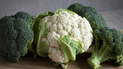 Cauliflower or Broccoli दोनों सब्जियो में कौन है ज्यादा सेहतमंद? | Boldsky
