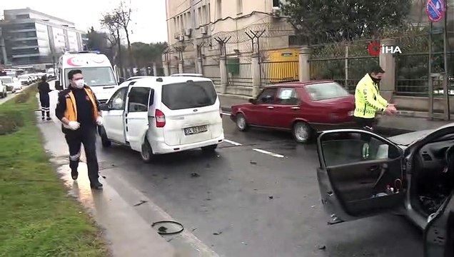 Kağıthane’de Trafik Kazasında Ortalık Savaş Alanına Döndü
