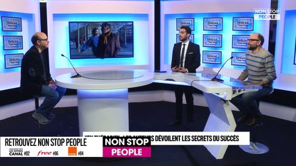 Le Débrief de Non Stop - "En Thérapie" : l'existence d'une oreillette pour les comédiens révélée, à quoi sert-elle ?