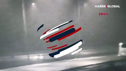 Ters şeride giren otomobil faciaya neden oldu
