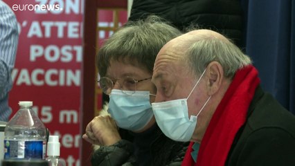 Covid-19 : faut-il opter pour l'isolement des personnes âgées pour éviter le confinement ?