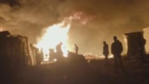 Desalojadas decenas de personas en un incendio en zona chabolista de Palos (Huelva)