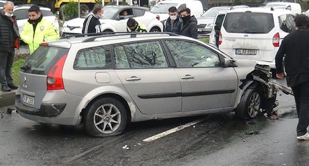 Kırmızı ışıkta geçti, ortalığı birbirine kattı