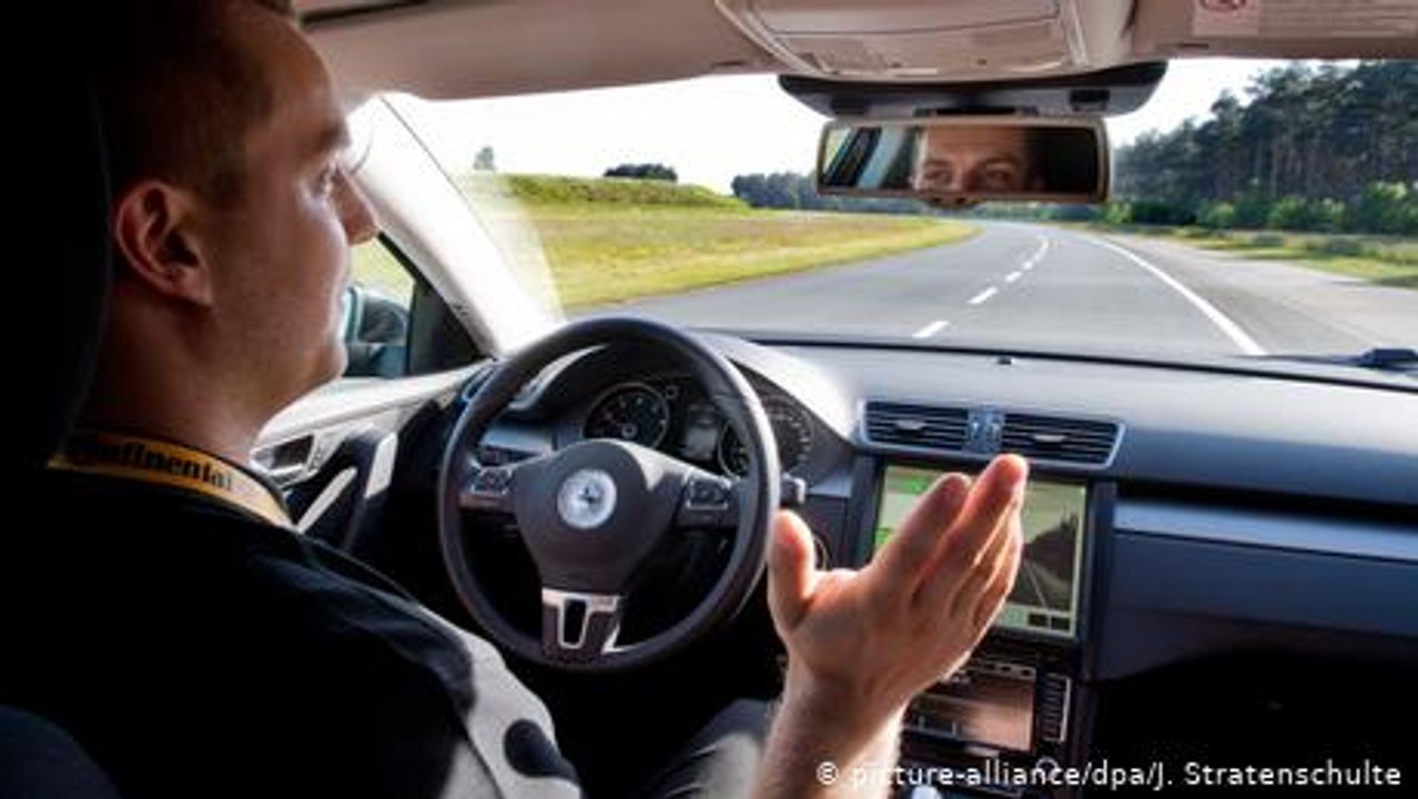 Mensch vs. Maschine: Wer ist der bessere Fahrer?