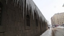 ERZURUM - Doğu Anadolu'da kar yağışı ve soğuk hava etkili oluyor