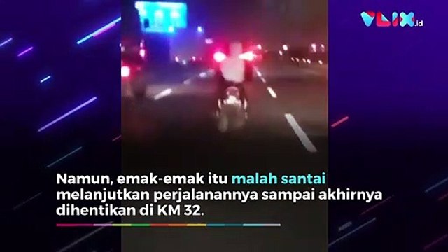 Emak-Emak Bikin Geger Jalan Tol! Naik Motor Tengah Jalan